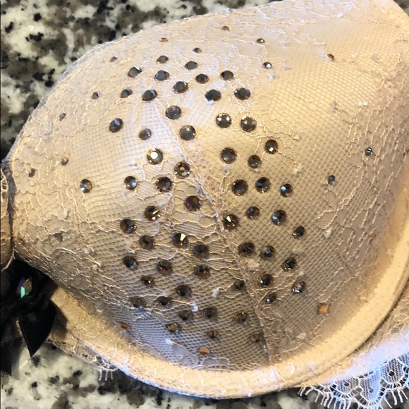 Victoria secret push-up bra rhinestones - Picture 2 of 4